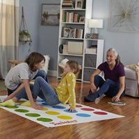 Hasbro Gaming Twister, Juegos de Habilidad, Fiestas con Amigos y Diversión en Familia, para Niños y Niñas de 6 años o más, Mejora la Motricidad y Coordinación
